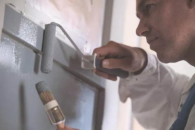 Jak malować okna, aby uzyskać idealne wykończenie bez błędów