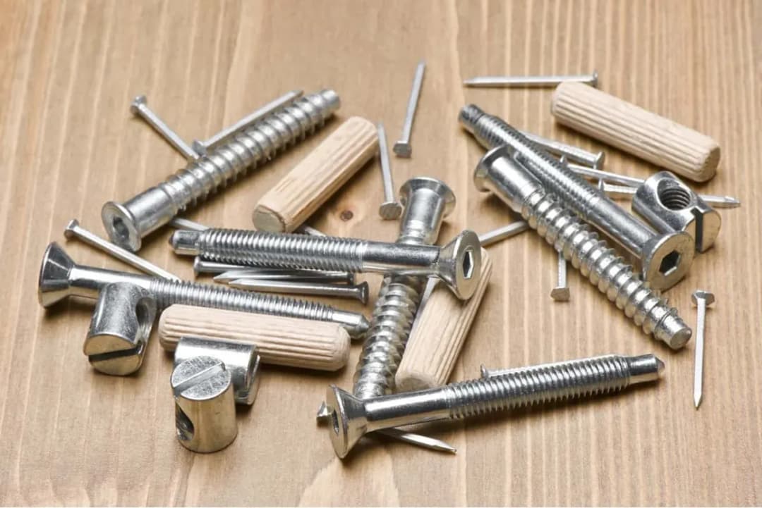 Jakie wkręty do skręcania mebli - uniknij najczęstszych błędów