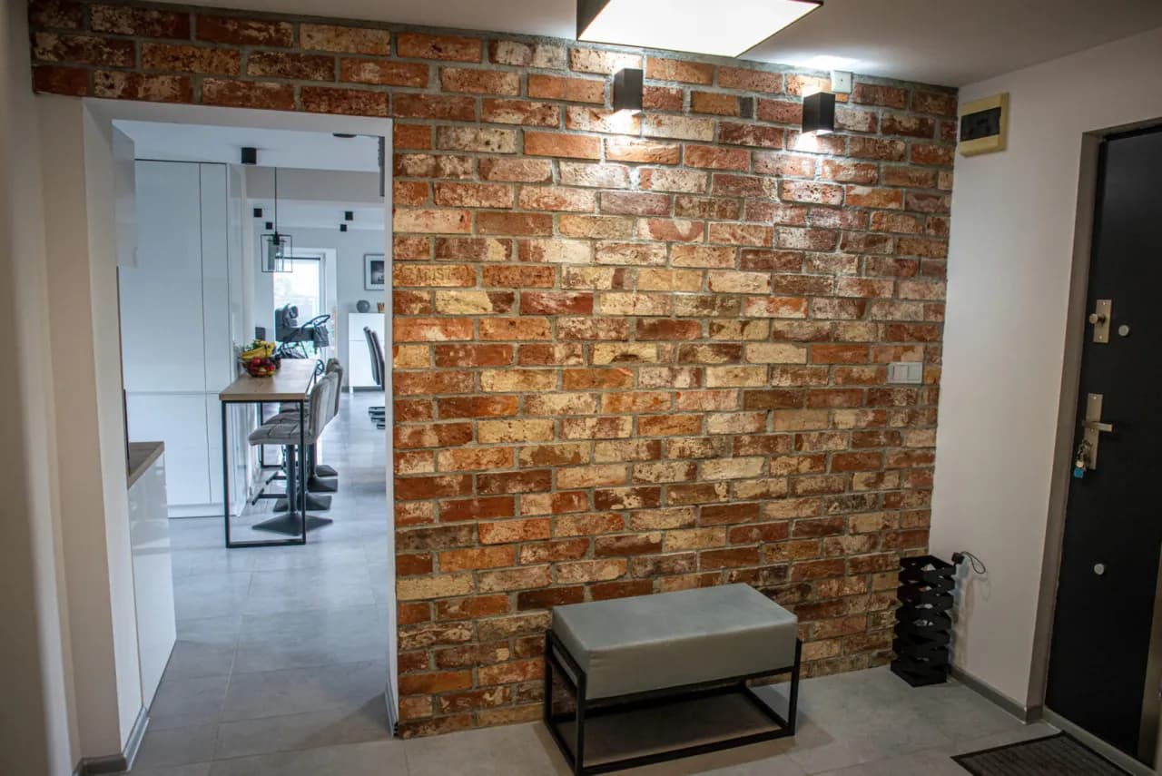 Jak kłaść cegłę dekoracyjną - proste kroki, które musisz znać