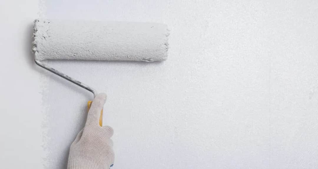 Ile czasu po zagruntowaniu można malować, aby uniknąć problemów?